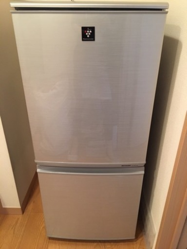冷蔵庫(SHARP)2012年製