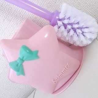 SWIMMER かわいいトイレブラシ ★ スイマー 掃除 トイレ掃除 ゆめかわの画像