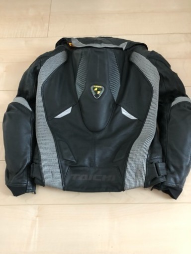 ＲＳタイチレーシングジャケット&グローブ