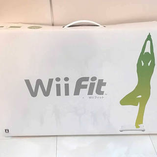 【値下げ】Wiiフィット(WiiFit) バランスWiiボード同...
