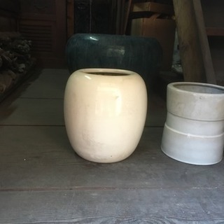 小さい火鉢