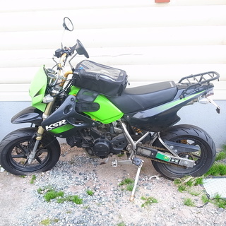 カワサキ KSR110 足回りNSR ブレンボキャリパー，タンク...