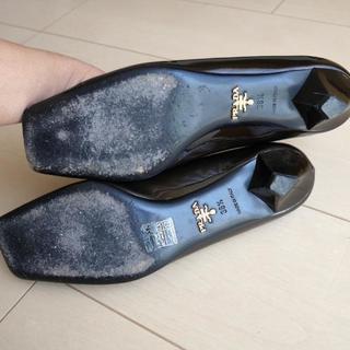 PRADA パンプス 23.5cm相当の画像