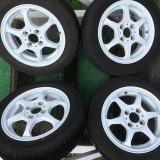 終了しました スタッドレスタイヤ付きホイール　155/65R14...