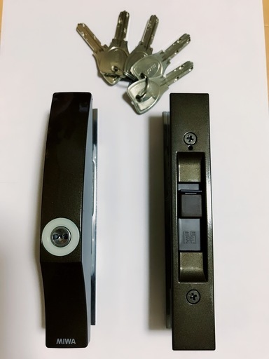 引き戸錠　ディンプル　傷あり