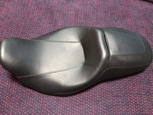 ハーレーダビッドソン FLHX 純正シート