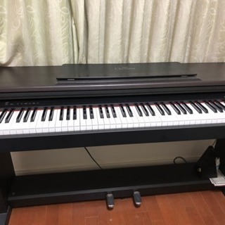 ヤマハ 電子ピアノ グラビノーバ（椅子もセット）