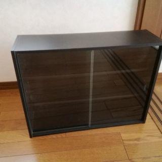 ガラス戸付き小物入れ棚、CDラック