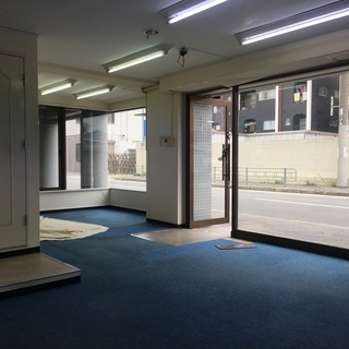 ★貸店舗・事務所★  あびこ駅５分　１階路面店４６．２１㎡　男女別トイレ有　駐車場有 7階建/1階 - 不動産