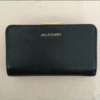 ジルスチュアート 二つ折り財布
