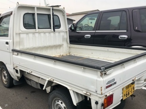 車検無し　軽トラ　ダイハツ ハイゼット トラック 4WD エアコン無し 2WD切り替えボタン付き