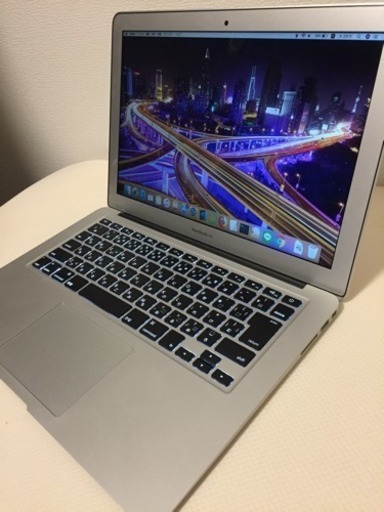 交渉中:MacBook Air 1800/13.3 MQD42J/A