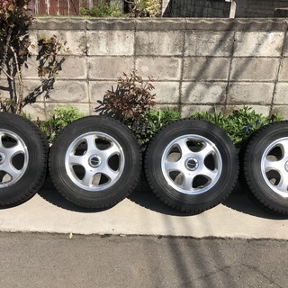 【値下げします】ホンダ CRVにて使用 スタッドレスタイヤ アル...