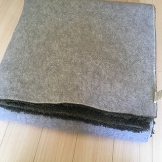 シャギーラグマット 240x190の画像