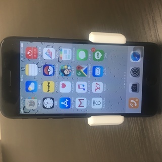 IPHONE7　ドコモ　３２G　ブラック　一部難あり