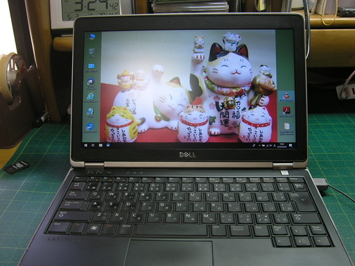 DELL E6220 軽量ノート　A4サイズ　快適な持ち運び　HDD２５０Gb　４MBメモリ　i5 2.6GH