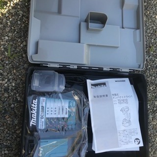 マキタ 収納ケース＆バッテリー充電機 2点セット 13日まで