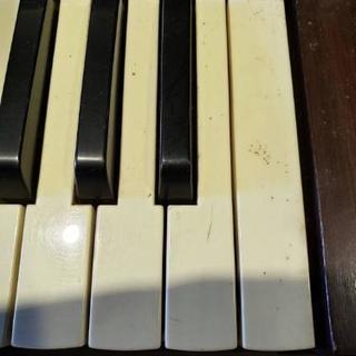 YAMAHAアンティークオルガンの画像