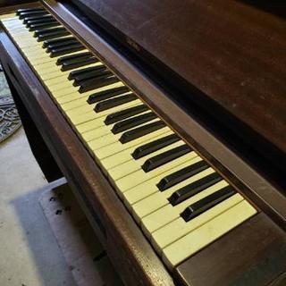 YAMAHAアンティークオルガンの画像