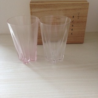 木箱入り 江戸硝子 紅白グラスセット