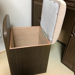 新品 ドレッサーの画像