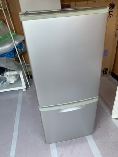 送料込み パナソニック 138L 冷蔵庫 NR-B144W-S