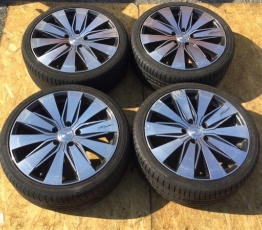 ロクサーニ 18インチ 215/40R18 バリ溝 4本セット