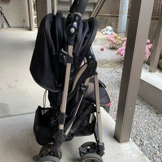 コンビ AB型ベビーカー ディアクラッセ オート4キャス XB-600の画像