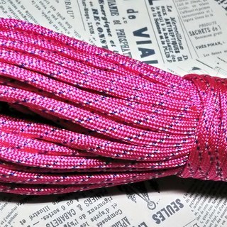★☆７芯 ３０m ４mm☆★１７９番★ パラコード★手芸とアウトドアなど用★の画像