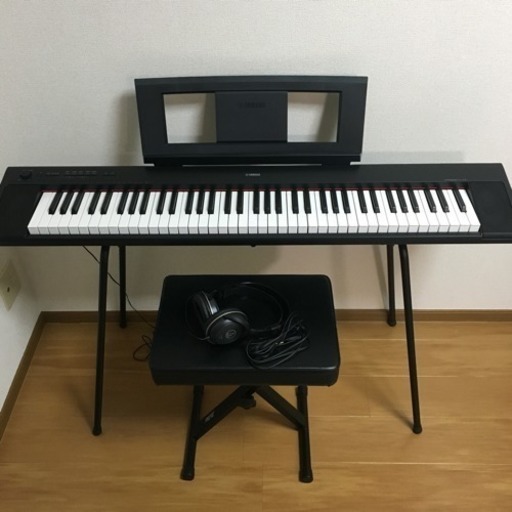 美品 YAMAHA電子ピアノ NP-32 スタンド・ヘッドホン・イスセット【76鍵】