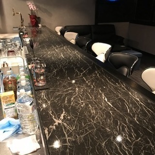 Shot Barスタッフの画像