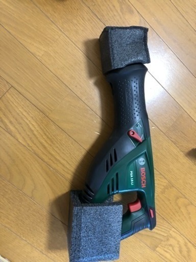 充電式電動ノコギリ