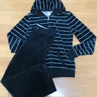 💡NIKEベロア生地上下セット💡の画像