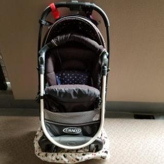 中古ベビーカー　グレコ　シティエース　カラフルドットの画像