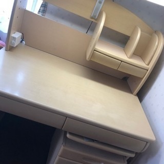 くろがね学習机   10年くらい前に購入  ナチュラルカラー