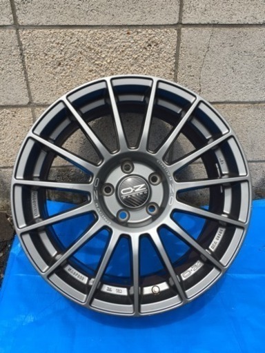 OZレーシング  18インチ ホイール 4本セット❗️