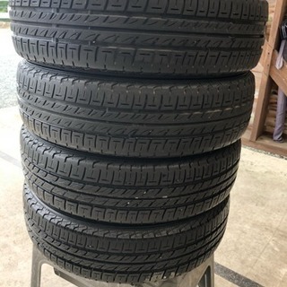 中古12インチタイヤの画像