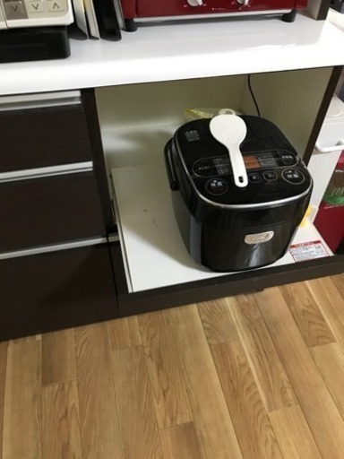 カップボード 食器棚 5月28〜30日に取りにこれる方