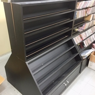 業務用CD棚　2台譲ります。