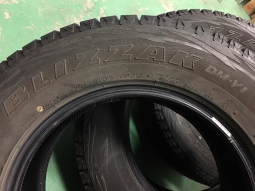 最終 再出品 ブリジストン ブリザック DM-V1 215/70R16 スタッドレス 4本セット