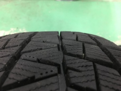 最終 再出品 ブリジストン ブリザック DM-V1 215/70R16 スタッドレス 4本セット