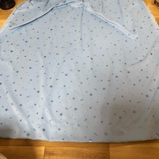 一級遮光カーテン2枚の画像