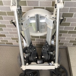 【大幅値下げ！】【定価10万以上】【直接引き取れる方のみ】orbit baby G2 ベビーカー 本体 付属品 一式 【最終値下げ】の画像