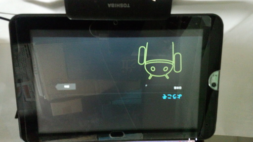 【ジャンク】TOSHIBA AT100 タブレット REGZA Tablet + 専用クレードル★大阪メトロ＋相互乗り入れ全線全駅（駅外はメトロ駅のみ可）引渡手間賃無料　◎引き渡しエリアさらに拡大！