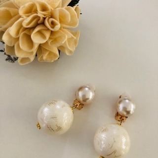 ハンドメイド パール×レースパールの大人イヤリング