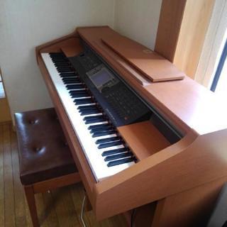電子ピアノ　ヤマハ　グラビノーバ　CVP204C