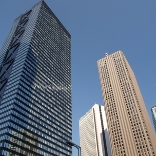 【上京して働く】無料上京！寮完備◆応募前の職場見学OK(※東京への往復交通費当社負担)＆面接はあなたの街で◆入社お祝い金30万円支給！内装工事の養生軽作業◆これまでの経験や前職は不問！の画像