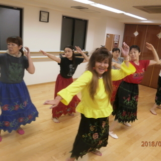新宿曙橋 フラジャズクラス 生徒募集中！！　フラダンスを歌謡曲や...