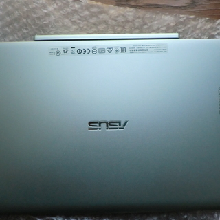 10.1型Windows 2in1 タブレットPC ASUS 2in1 T101HA キーボード2つ 美品の画像
