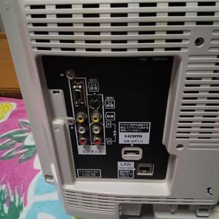 Panasonic  TH-L17C1-S    2009